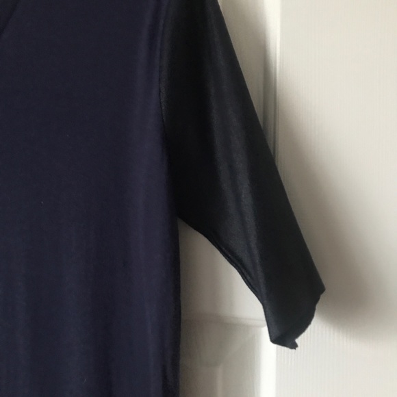 BCBGeneration navy short sleeve top - Picture 2 of 6